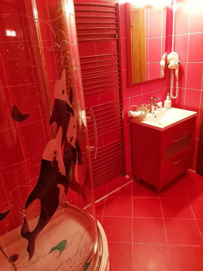 Liz Residence Piteşti Kültér fotó