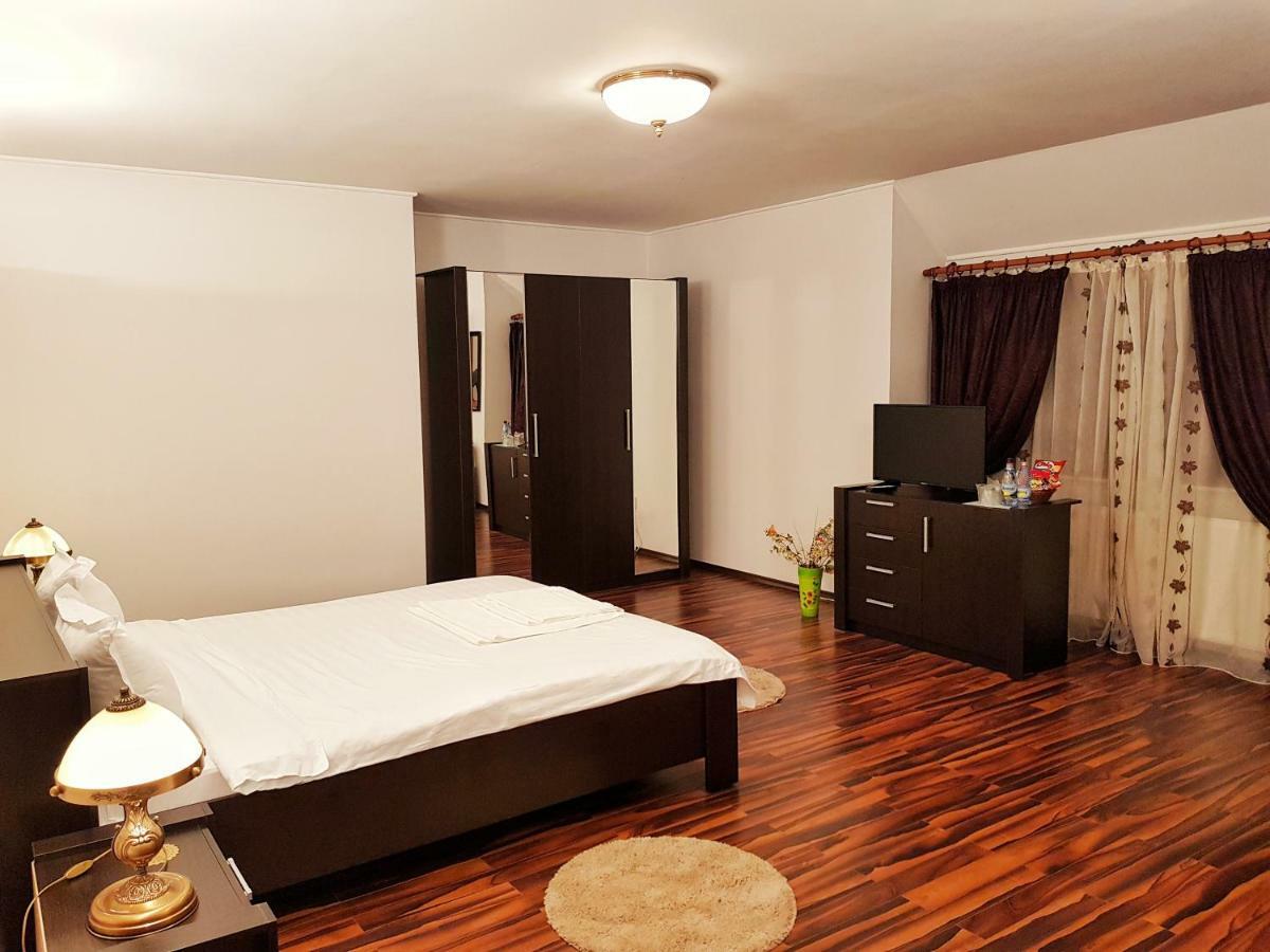 Liz Residence Piteşti Kültér fotó
